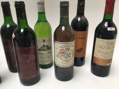 null Onze bouteilles, varia  :
- rouge, Château Bel-Air, 1988, quatre bouteilles...