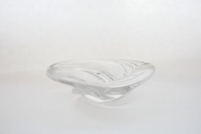 VAL-SAINT-LAMBERT Coupe contemporaine, fin XXe, cristal incolore partiellement taillé,...
