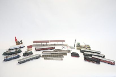 MÄRKLIN H0 Lot de quatre locomotives (01 097, E41 024, 194 091-5 et E63 02 [CE 800]),...