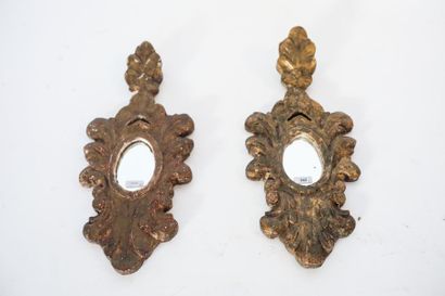 null Paire de petits miroirs baroques en bois stuqué et doré, h. 39 cm env. [alt...
