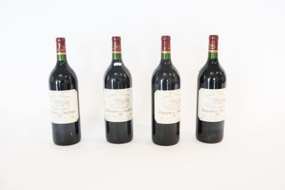 BORDEAUX (PESSAC-LÉOGNAN) Rouge, Domaine de La Solitude 1999, quatre magnums.