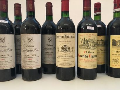 BORDEAUX Rouge, ensemble de huit bouteilles :
- (Saint-Emilion - Grand Cru Classé),...
