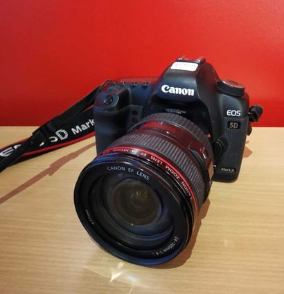 null Boitier Canon EOS 5D Mark II avec objectif Canon EF 4/24-105 mm ("L" - Macro...