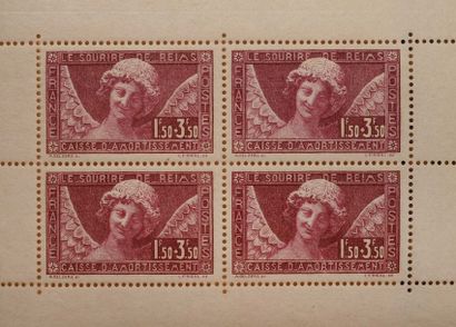 null Six stamp files: France stamp period SM including Orphans 1st, 2nd and 3rd series,...