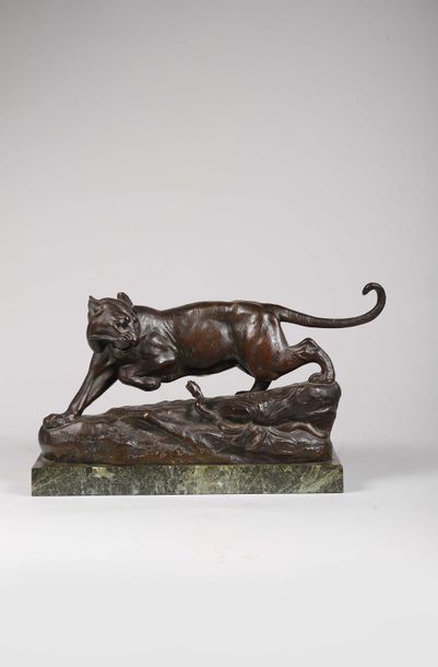 null Clovis Edmond MASSON (1838-1913), Le tigre et le serpent, sculpture en bronze...