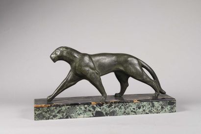 null Michel DECOUX ( 1837-1924) Etude de panthère marchant, sculpture en bronze à...