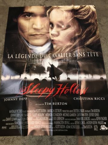 null Ensemble de plus de 150 affiches sur le thème du cinéma américain.
Affiches...