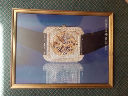 null Photo encadrée d’une montre-bijou de Vacheron-Constantin. 43 x 23.5 cm.