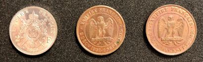 null NAPOLEON III (1852-1870). Lot d’une 2f 1869 et de 2 pièces satiriques en bronze...