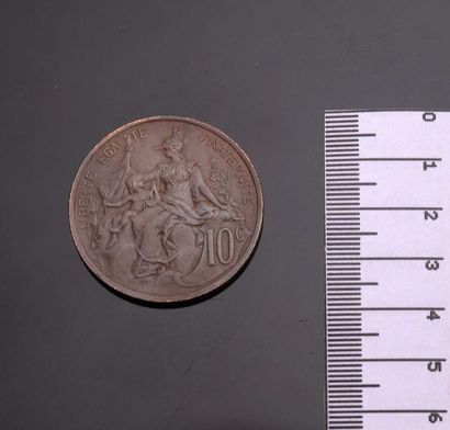 null –IDEM-. 10 centimes Daniel Dupuis type 1898 : essai en bronze (10 g) non daté,...