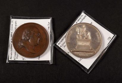 null MEDAILLES. Louis XVIII, médailles en bronze et en argent (49mm) du rétablissement...
