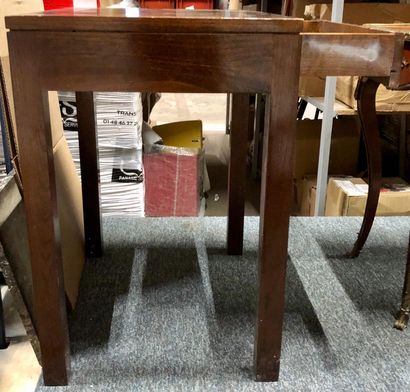 null Small modernist veneer desk opening with 1 drawer 

Square section legs 

20th...