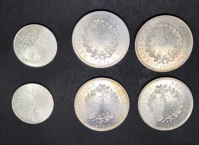 null MONNAIES France

Lot de 4 pièces de 50 FRANCS HERCULE Argent 1974 (2), 1976...