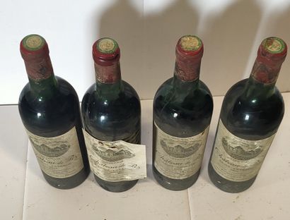 null 4 bottles

Château de PEZ

1975

Stained and slightly damaged labels. 2 levels...