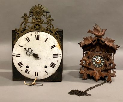 null Two Comtoise movements and a cuckoo clock.