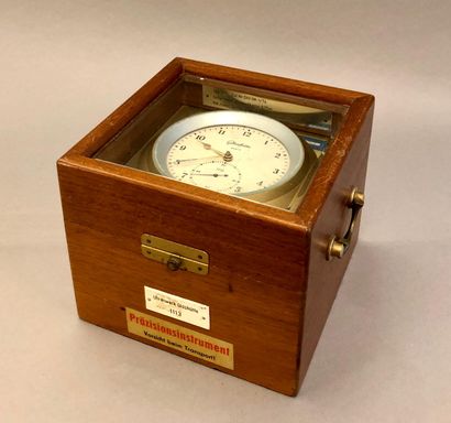 Quartz marine chronometer signed 'Uhrenwerke...