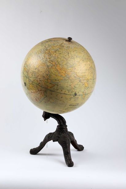 null Equinoctial globe by H. Balieus, 3rd edition on a scale of 1 : 40000,000 by...