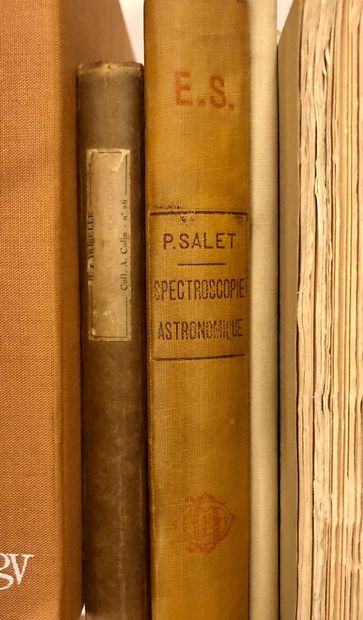 null [ASTRONOMIE, OPTIQUE, GÉNÉRALITÉS]. PARISELLE, A Les instruments optiques 1923...