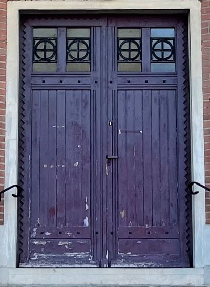  Main door of the Church of Saint Theresa: 
Molded and painted oak with 2 leaves....