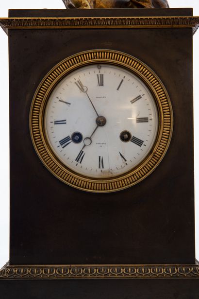  Pendule sympathique à sonnerie des heures et demie signée ‘Breguet breveté 60’ (cadran)...