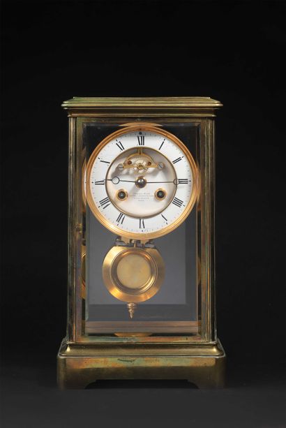 null Mantel clock with striking at the half-hour mark signed (dial and movement)...