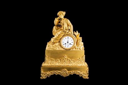  Mantelpiece clock with hour and half striking 'Au mamelouk', with white enamel dial...
