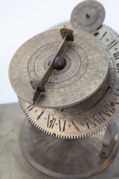 null Mechanical equinoctial and declinatory brass dial, unsigned, Germany, mid-18th...