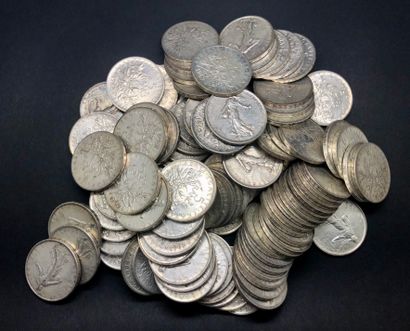  Lot de 104 pièces 5 Francs Semeuse Argent, environ 1200 g