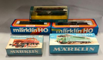 null MARKLIN - HO

Lot de 5 locomotives dans leurs boîtes dont une motrice électrique...