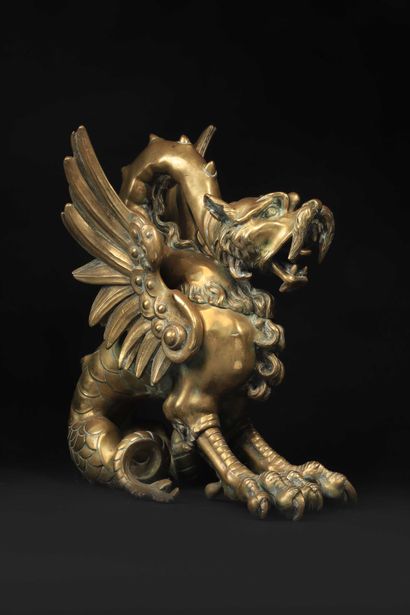 null Dans le goût de Gabriel VIARDOT 

Dragon ou griffon en bronze doré.

34.5 x...