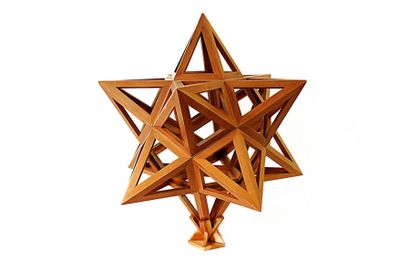 D'APRÈS LUCA PACIOLI DODÉCAÈDRE en forme d'étoile. 30 x 27 cm.