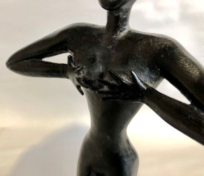 null Louis CANE (1943)

La femme nue

Sculpture en bronze à patine brune

Signée...