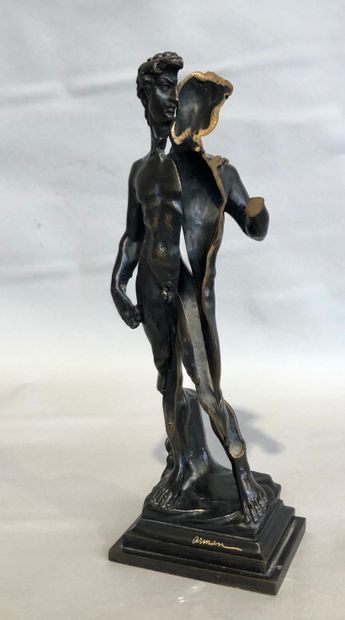 null Fernandez ARMAN (1928-2005), dit ARMAN

Apollon

Sculpture en bronze à patine...