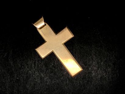 null RELIGION

croix pendentif plate en or jaune 18K 750°/°° (poinçon tête de cheval)

5.5...