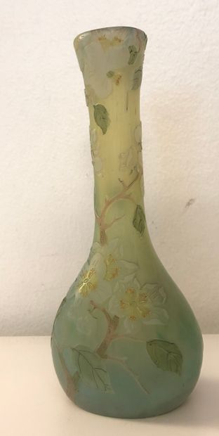 null François Théodore LEGRAS (1839 - 1916)

Vase soliflore en pâte de verre multicouche...