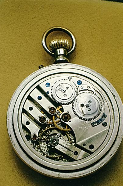 null Chronomètre de poche monté dans un boîtier américain en métal argenté, vers...