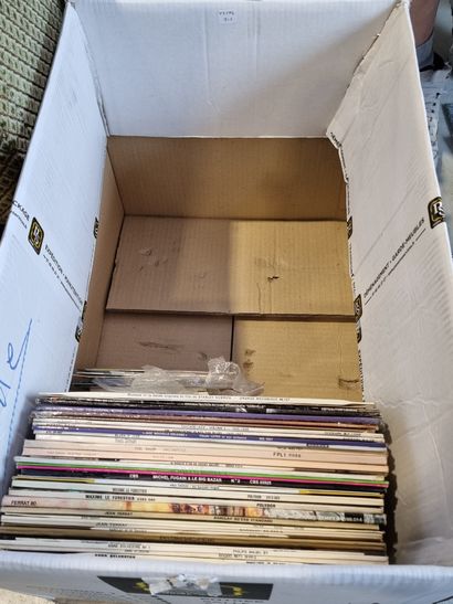 null MUSIQUE 

Lot de disques vinyls 33 trs et 45trs: Neil Young, Crosby-Stills Nash;...