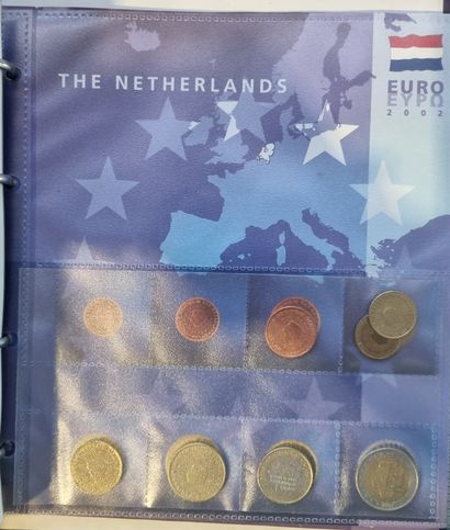 null EURO COIN COLLECTION: classeur de monnaies euro 2002, incomplet

On joint

5...