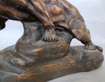 null Thomas-François CARTIER (1879-1943) 

Tigre en furie 

Sculpture en terre cuite...
