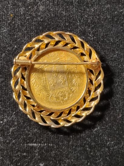 null UNE BROCHE SERTIE D’UN LOUIS D’OR 40 FRANCS 

LETTRE W 1818 (LILLE)

Poids....