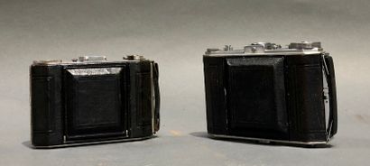 null Ensemble de deux appareils photographiques Kodak : appareil Kodak Duo 620 avec...