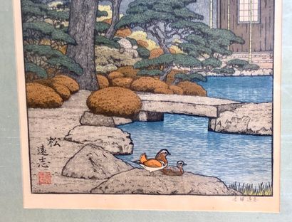 null Japon XXe siècle,

Estampe à décor de canards sur les berges d’un lacs entourés...