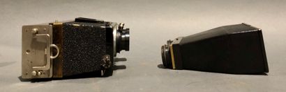 null Ensemble de deux appareils photographiques stéréoscopiques divers : appareil...