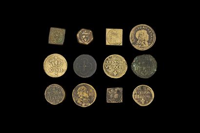 Collection de 60 poids monétaires de Fra...