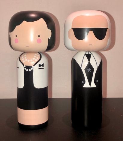 null LUCIE KAAS
"Karl Lagerfeld" et "Coco"
Deux figurines décoratives en bois, marquées...