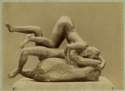 Anonyme Sculpture d'Auguste (1840-1917), les femmes damnées, vers 1885. Deux tirages...