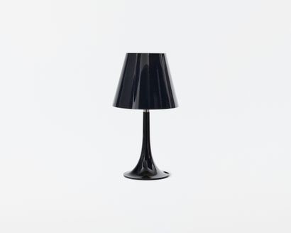 null Philippe STARCK pour FLOS
Modèle Miss K
Lampe de table à lumière diffuse,
noire....