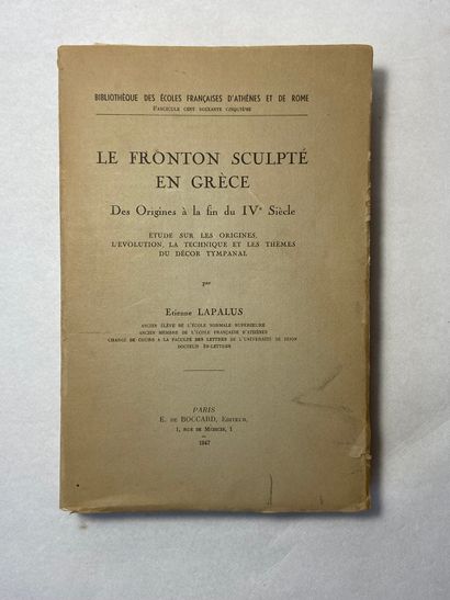 null Lapalus, Etienne Le fronton sculpté en Grèce. Published in Paris by Bocard in...