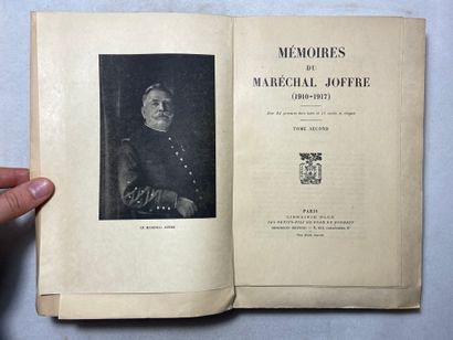 null ANONYME Mémoires du maréchal Joffre (1910-1917). Édité à Paris par la Librairie...
