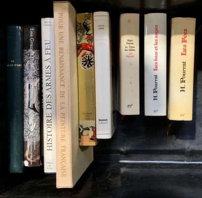 null Un lot de livres d'art : Histoire des armes à feux, Chardin, Dali, et divers...